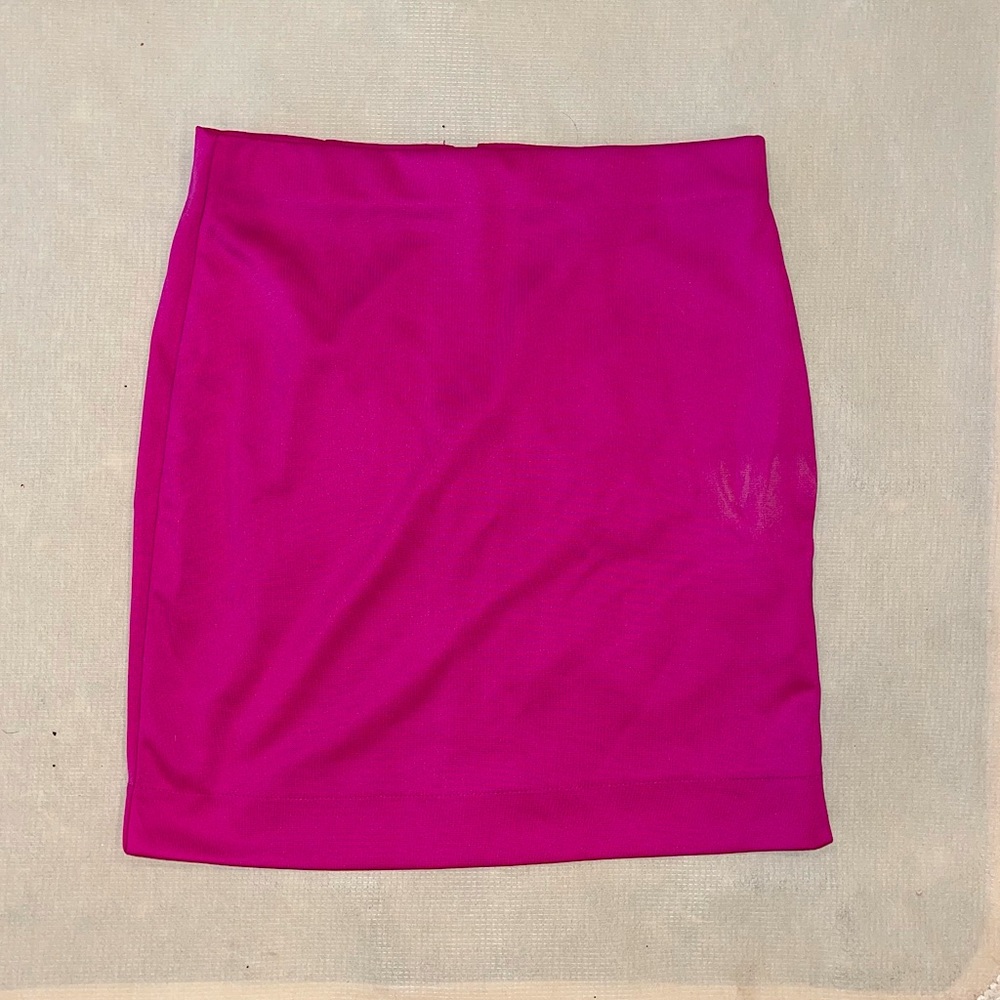 Fuchsia Mini skirt